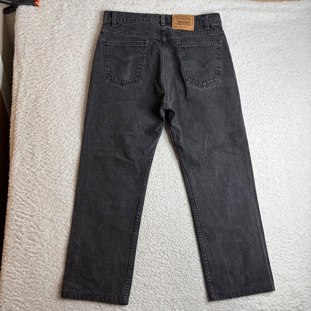 Vintage Levis 505 Regular Fit Straight Leg Jean Fade Black 36x30 (34x28) Men USA